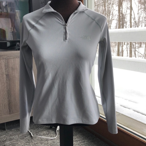 The North Face Tops - The North Face Quarter zip small
